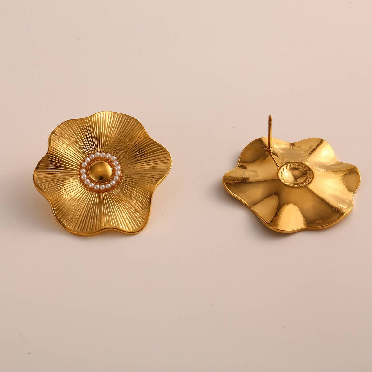 Minimalist Stainless Steel FlowerPearl StudEarrings