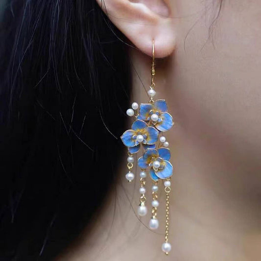 CWAJE4882_SUMMER RETRO PEARL BUTTERFLY TASSEL EARRINGS