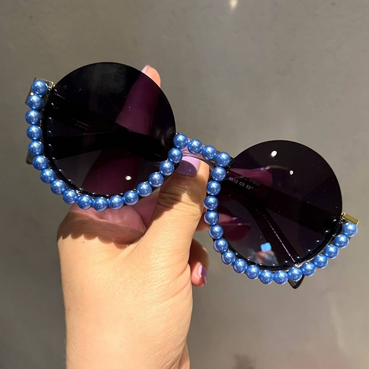FASHIONABLE ROUND HALF-FRAME SMALL SUNGLASSES