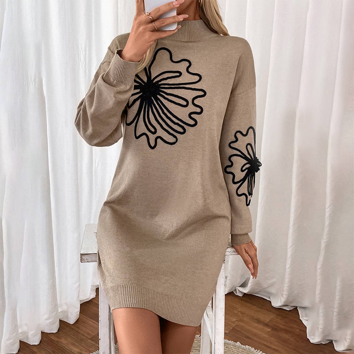 MID-NECK FLOWERED MID-LENGTH SWEATER DRESS