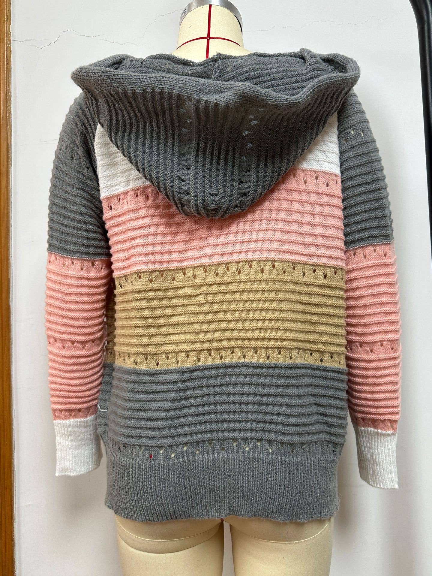 V-NECK STRIPED HOODED KNIT JUMPER