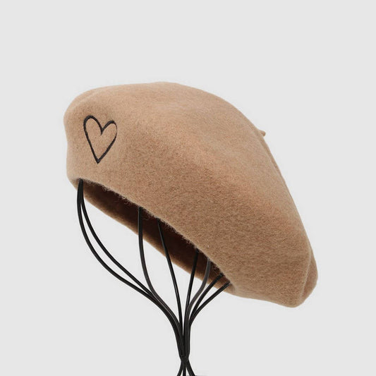 HEART EMBROIDERED FASHION COMMUTER BERET_CWAH1944