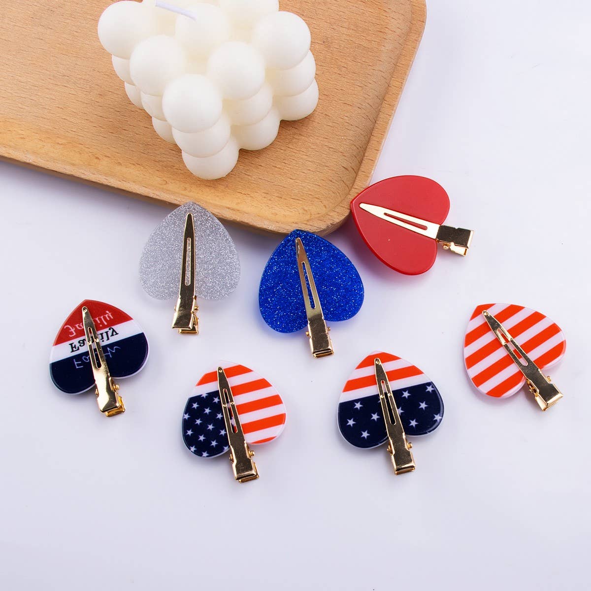 CWAHA1247_AMERICAN FLAG HEART SHAPED HAIR CLIPS