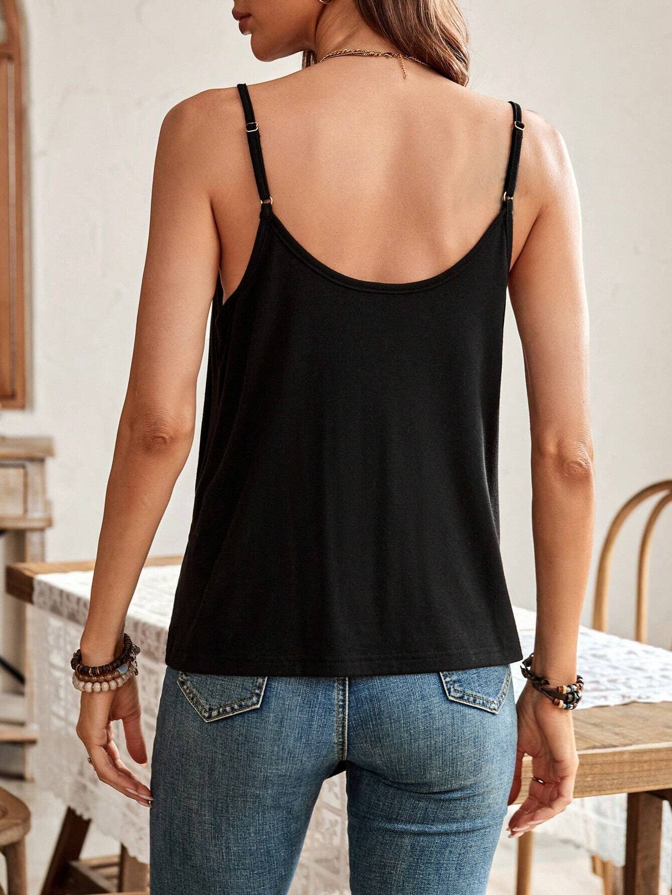 V-NECK STRAP SIDE KINK STYLE CAMISOLE VEST