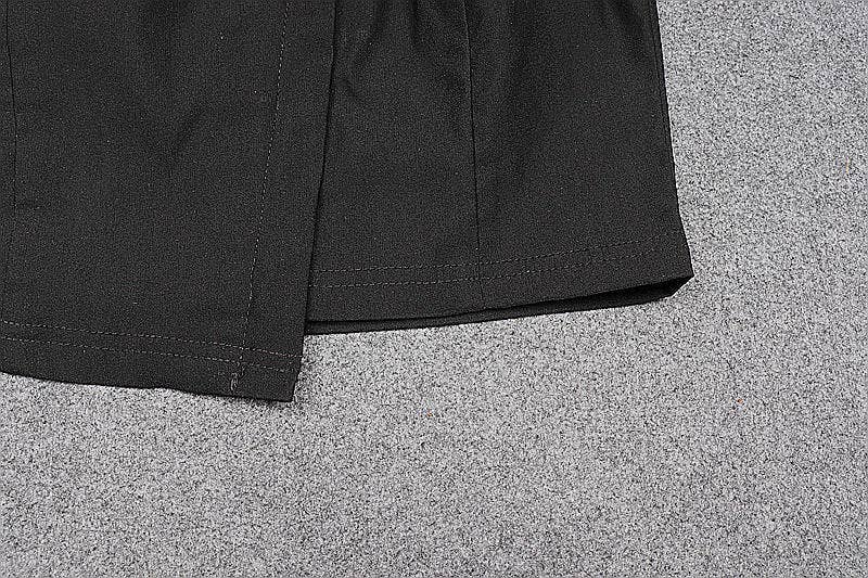 Two strapless pieces with a strong design sense