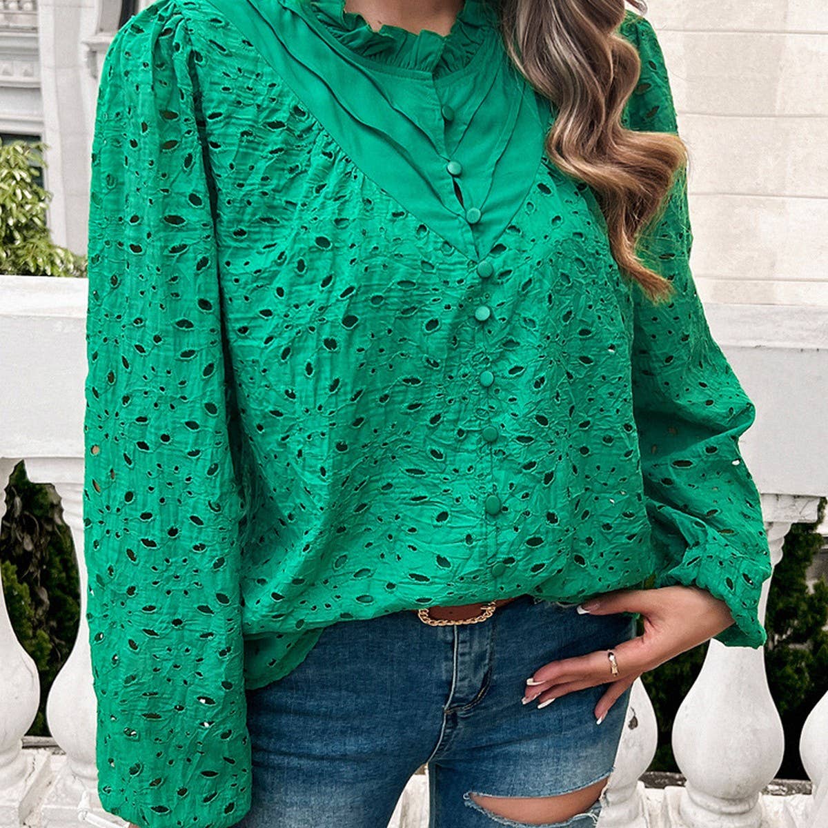 Temperament hollow embroidery long sleeve top