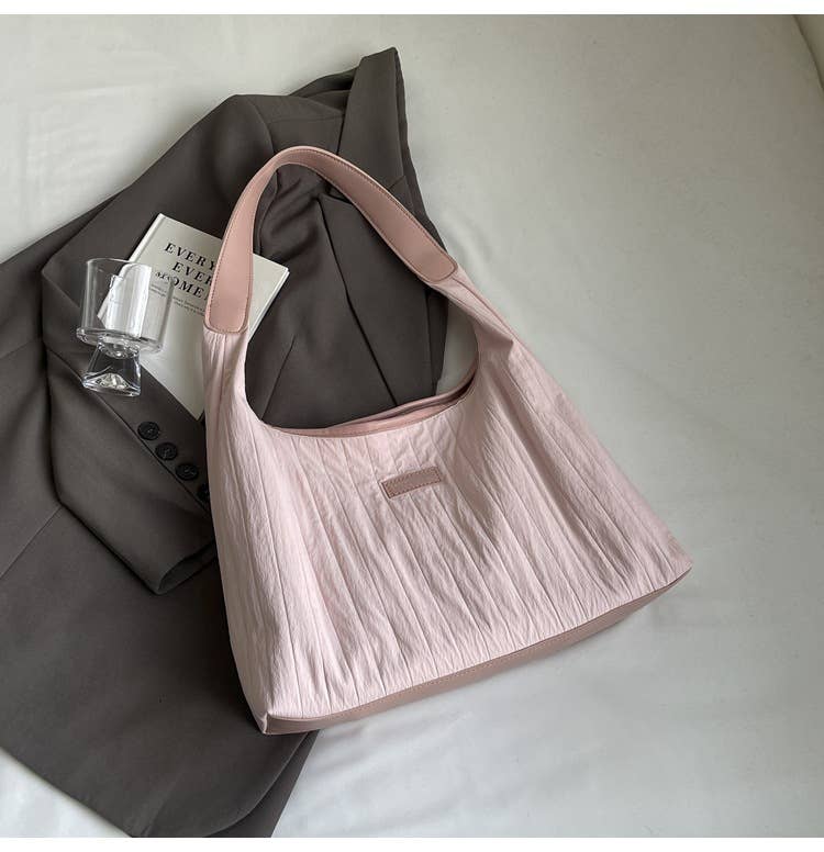 Large-capacity lightweight hand-held cloth bag