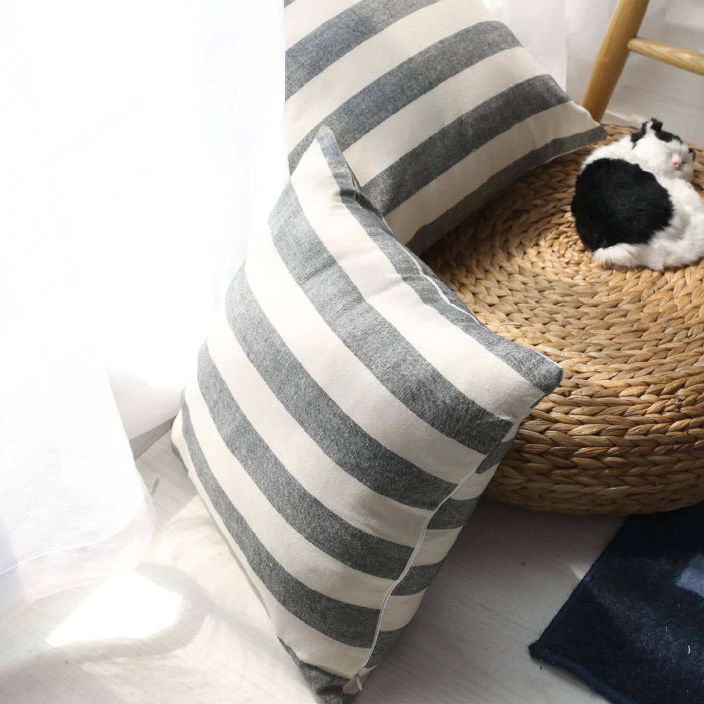 STRIPE PATTERN COSY PILLOW COVER CASE_CWMM0023