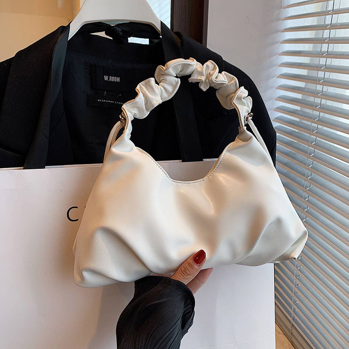 CASUAL PLEATED CLOUD BAG SHOULDER BAG_CWAB1585