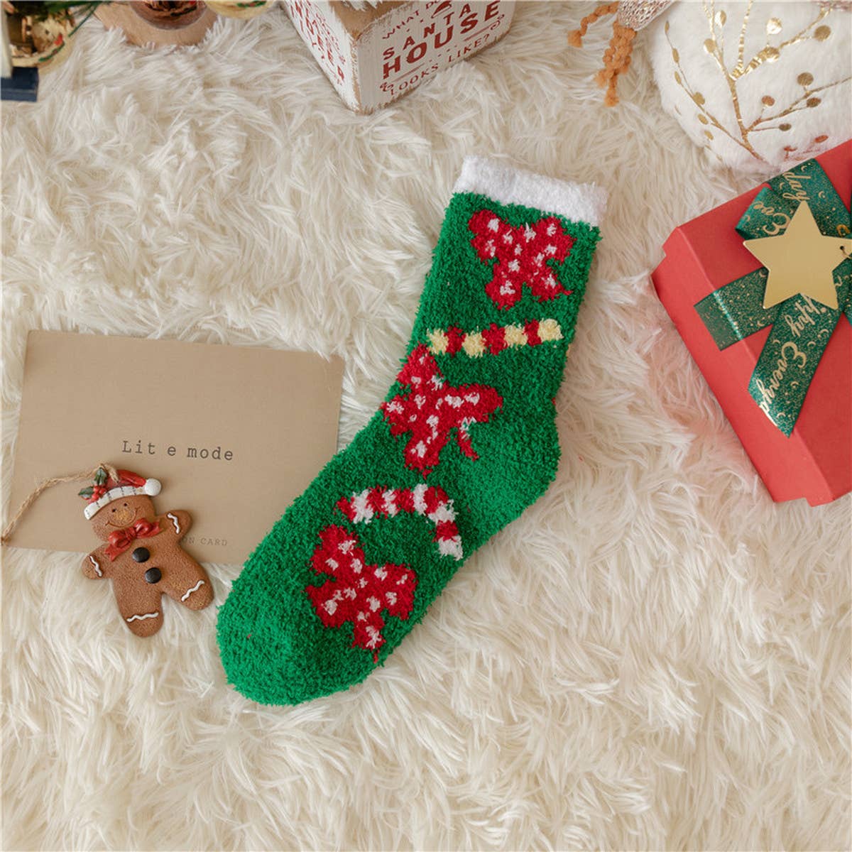 CHRISTMAS ELK CORAL VELVET SOCKS