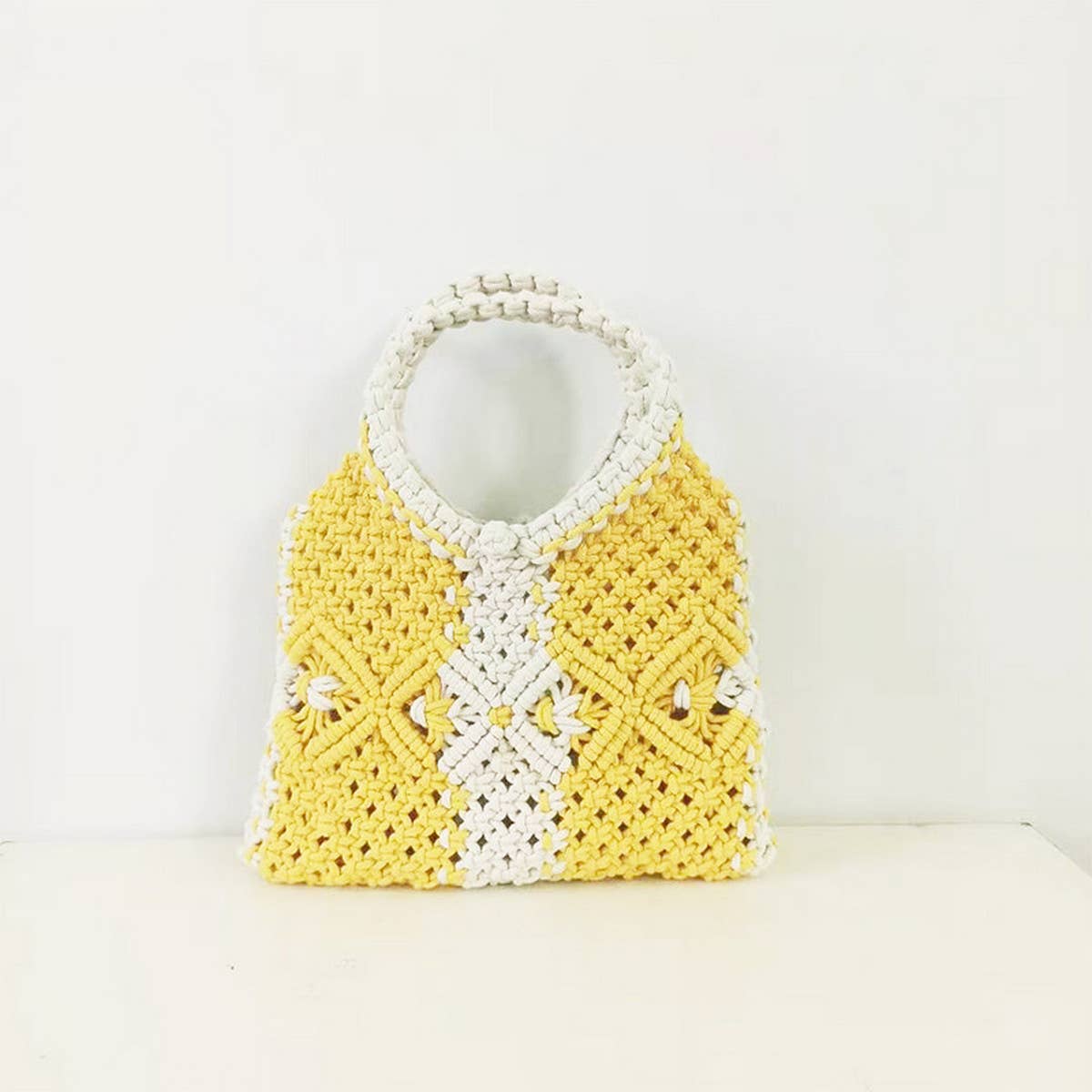 CUTE HOLLOW MESH HANDHELD WOVEN BAG_CWAB1976
