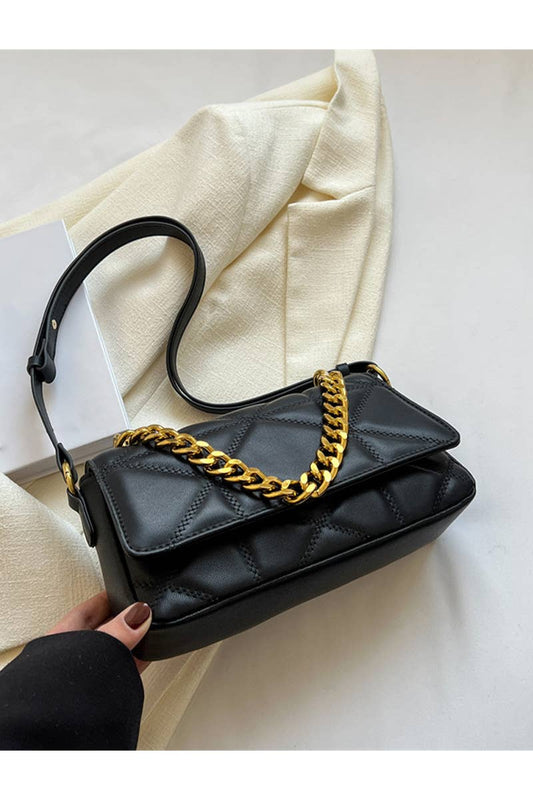 QUILTED ZIPPER CHAIN POINT CROSS BODY BAG_CWAB0526