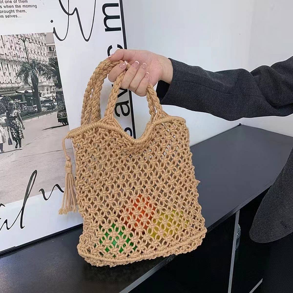 NEW STYLE HOLLOW SHOULDER TASSEL BEACH STRAW BAG_CWAB1862