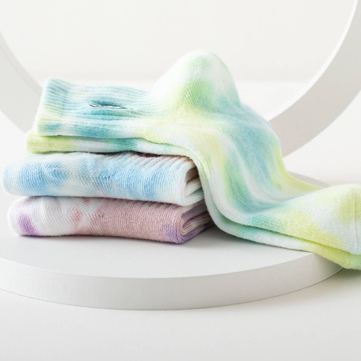 TIE-DYED LOVE EMBROIDERY SPORTS SOCKS