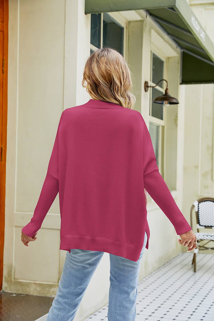 LONG SLEEVE KNIT SWEATER WITH CONTRASTING COLOR