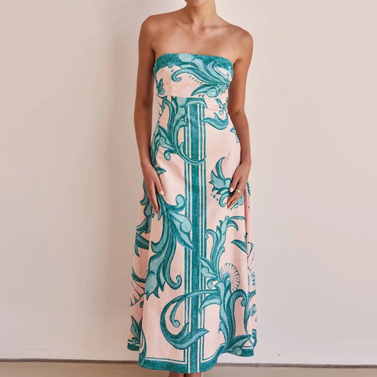 Slim-fit high-waisted dress with top ethnic print