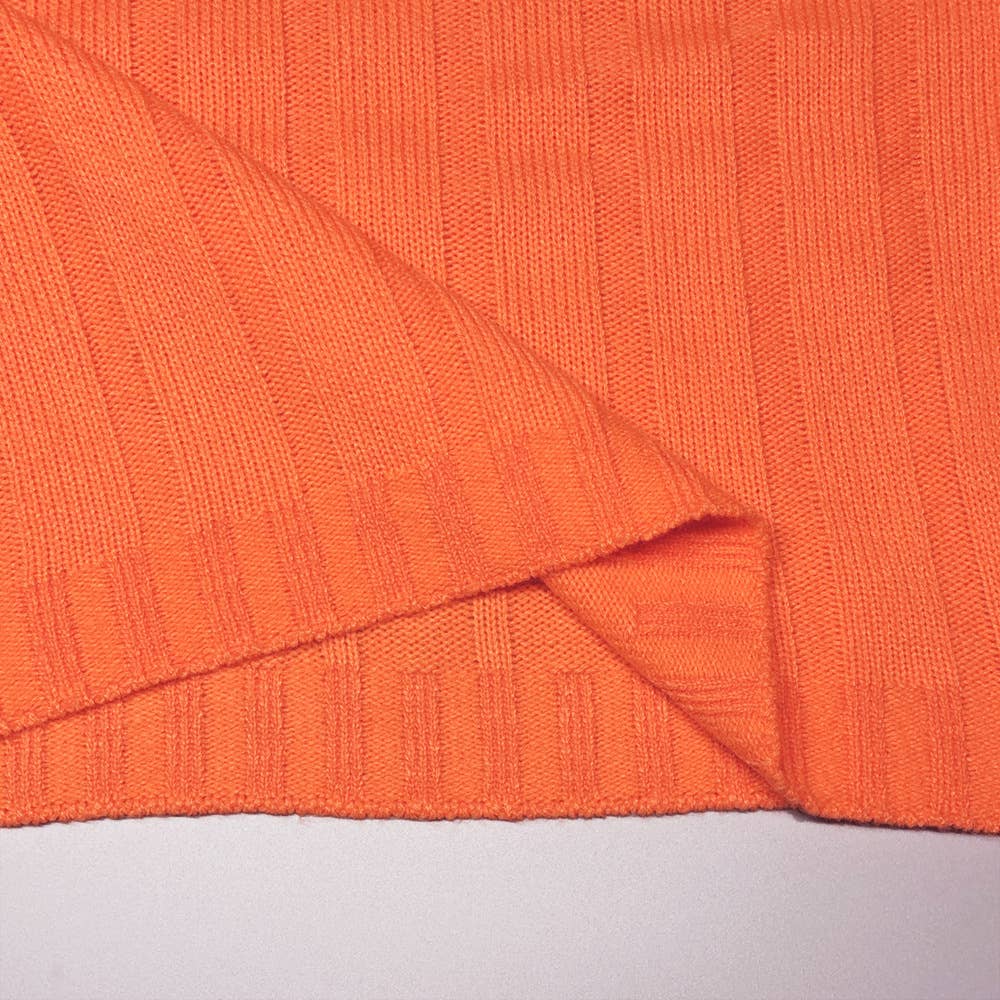 Solid-color high-neck long-sleeved knit sweater