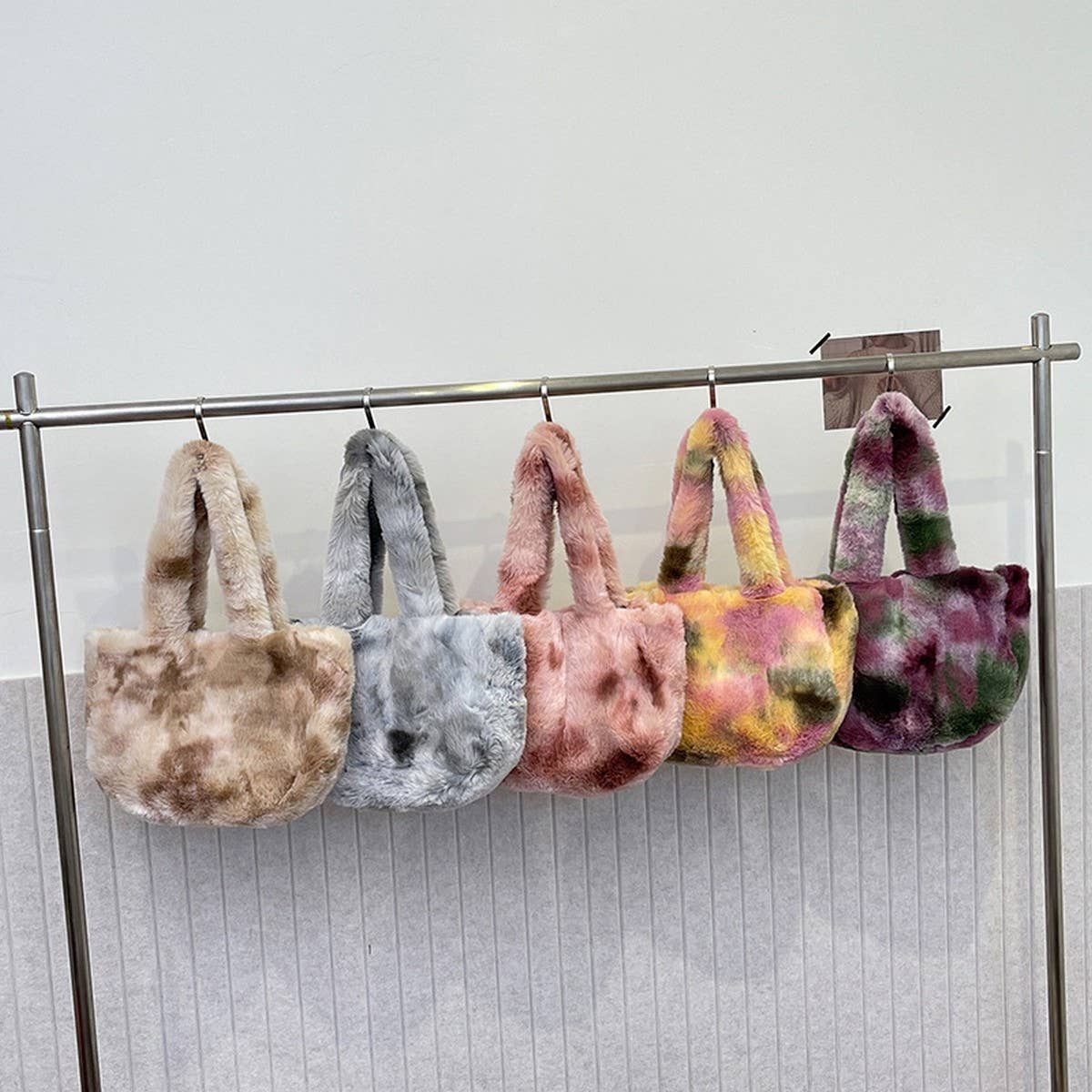 WINTER SINGLE SHOULDER HANDBAG FASHIONABLE PLUSHBAG_CWAB4013