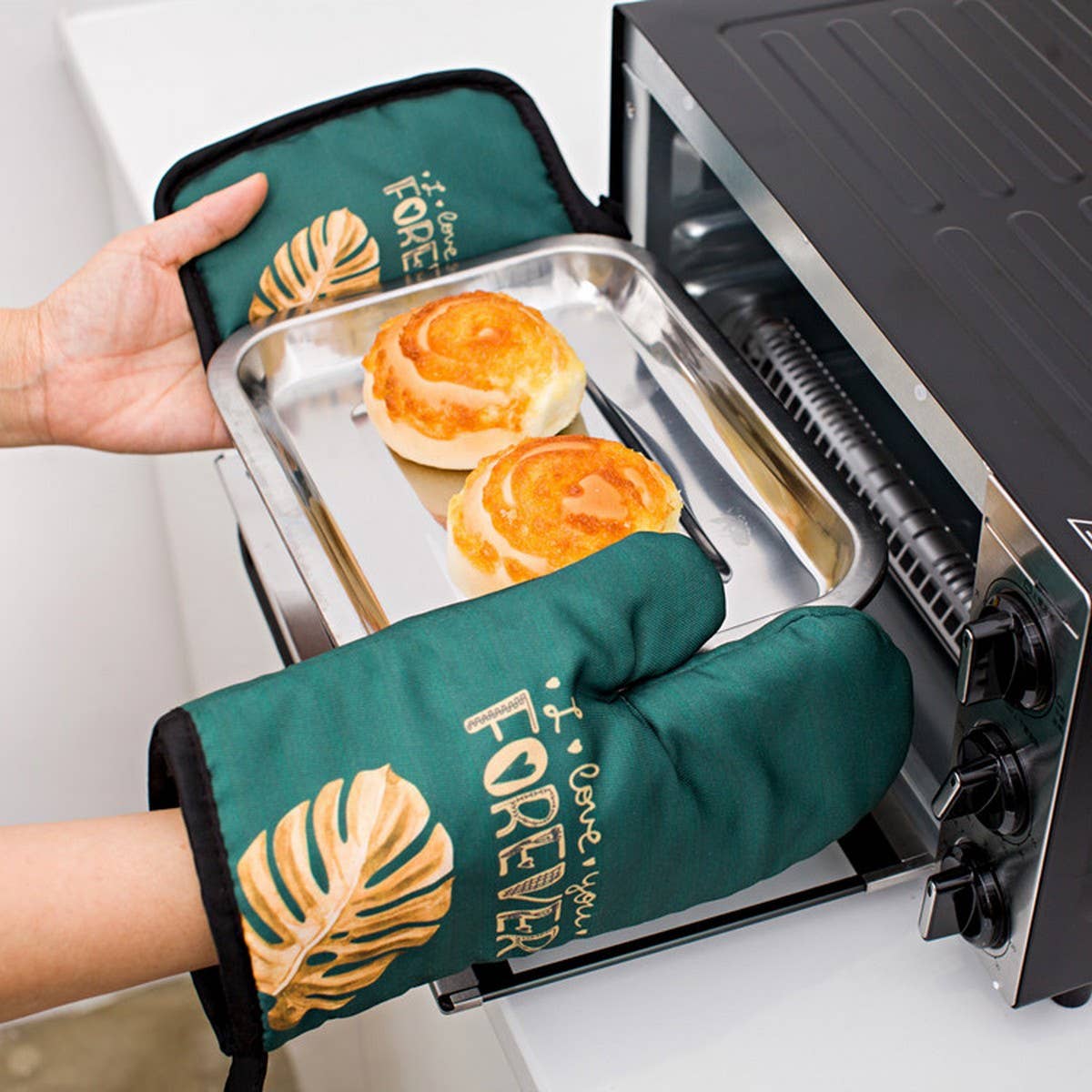 THICKENED ANTI-SCALDING OVEN GLOVES