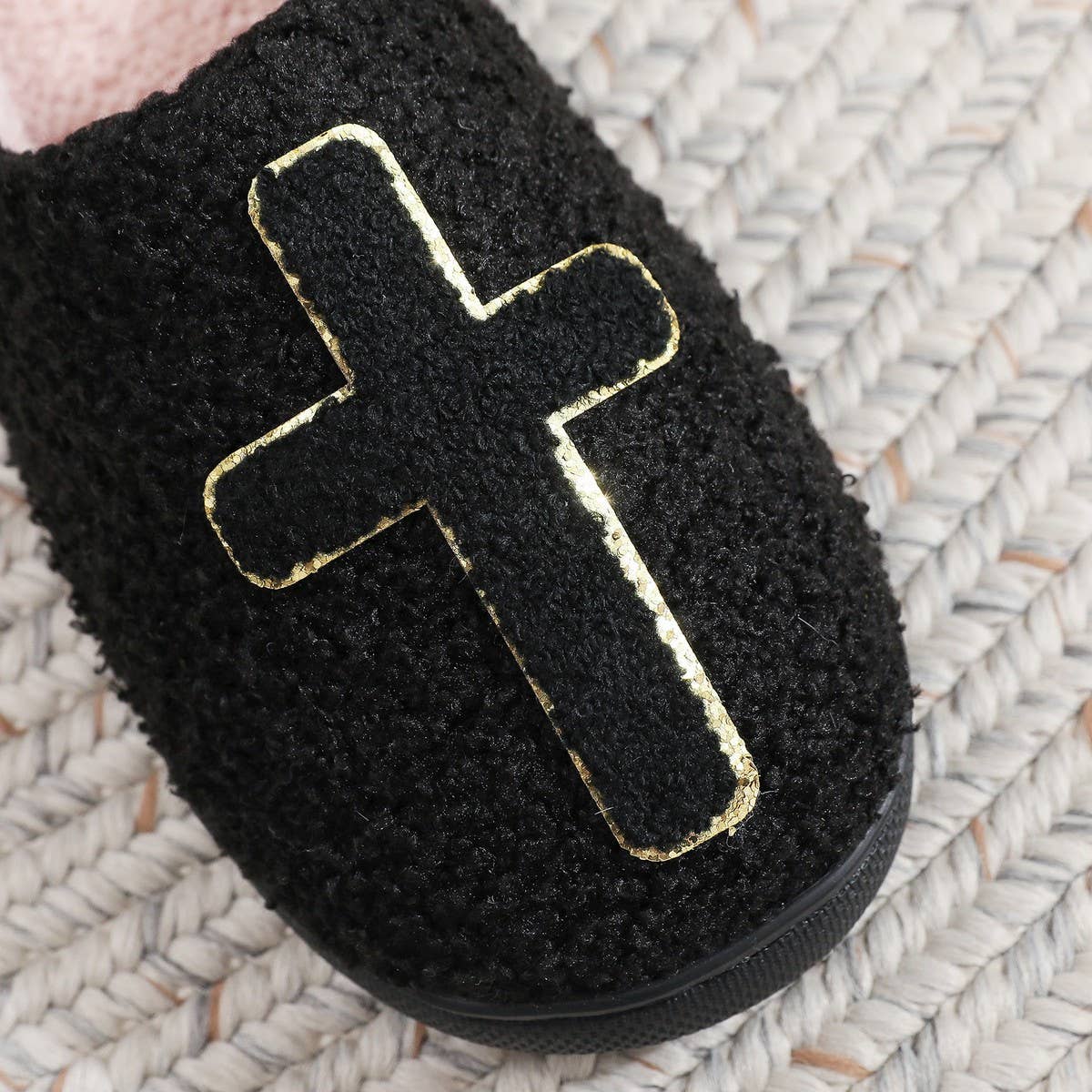 Glitter Embroidered Skull Cotton Slippers_CWSHF00219