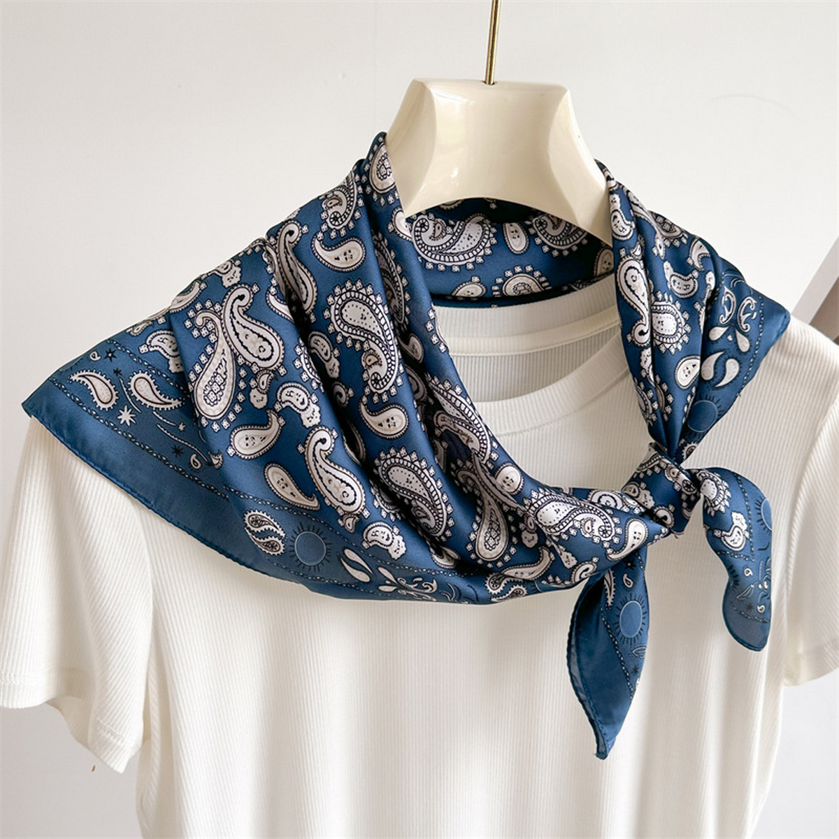 Lily Print Satin Square Scarf for Summer Sun
