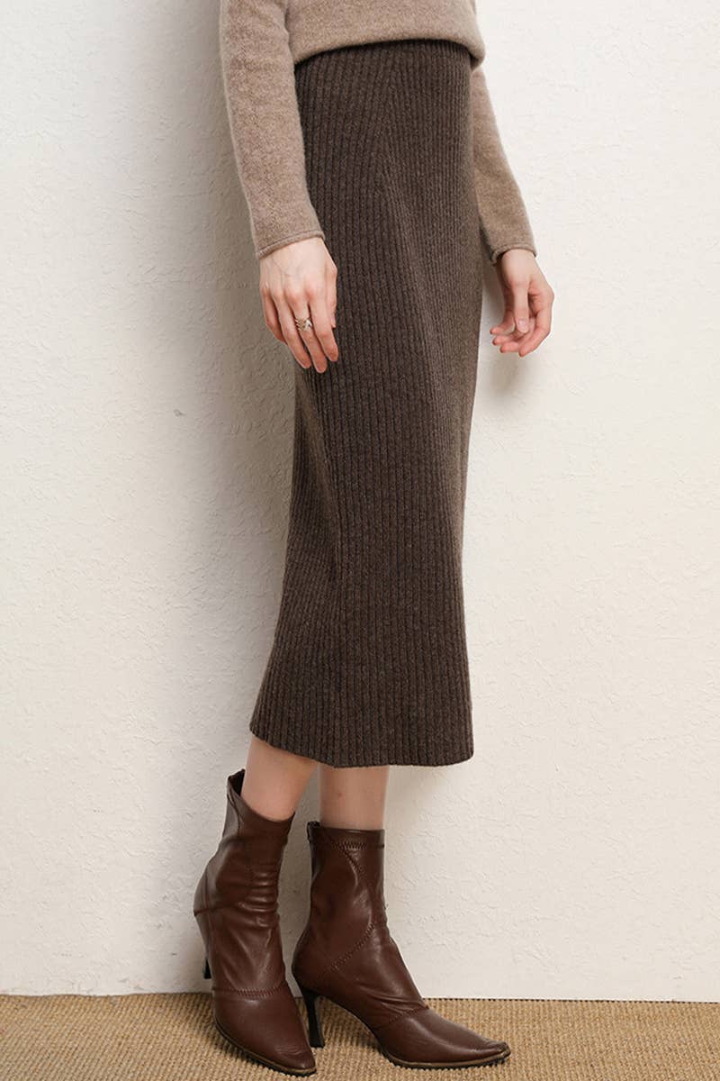 CHUNKY FLEECE SKIRT WITH HIP WRAP