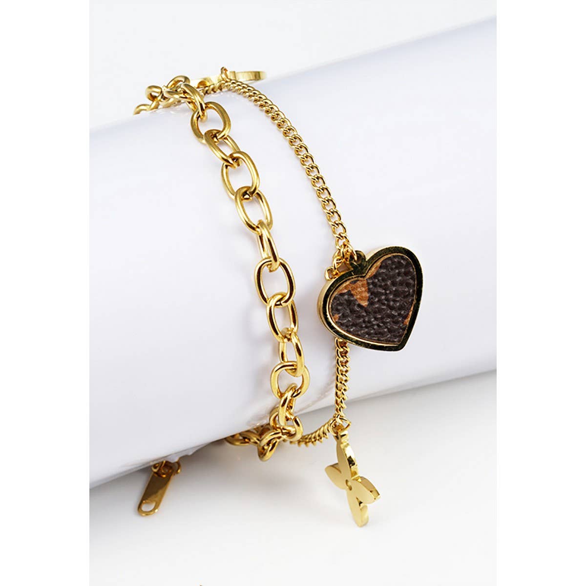 CWAJE1957_Love Mickey Mouse Gold Double Chain Bracelet
