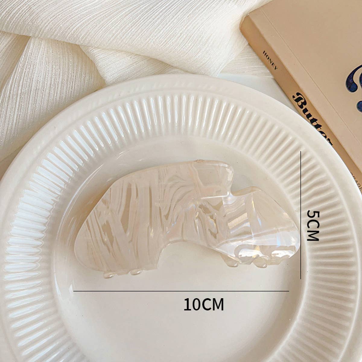 Simple Acetate Hair Claw - French Style Shark Clip