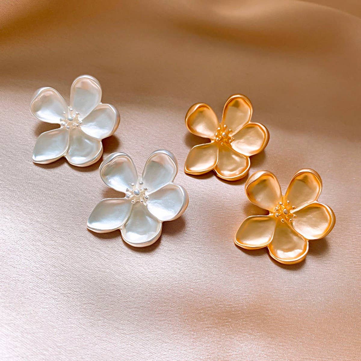 FLOWER TEMPERAMENT FASHION EARRINGS