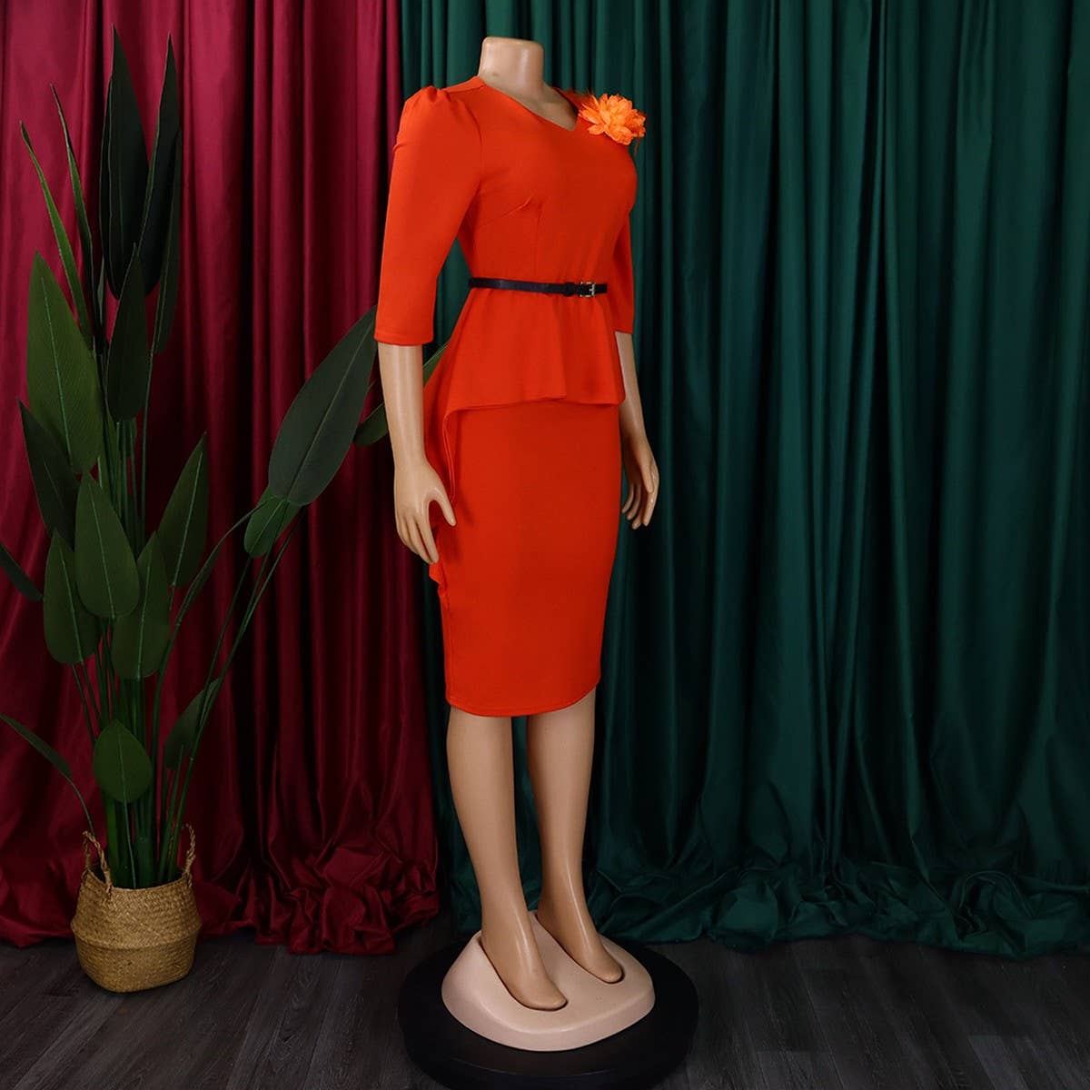 RUFFLED RETRO V-NECK HIP-HUGGING PENCIL DRESS