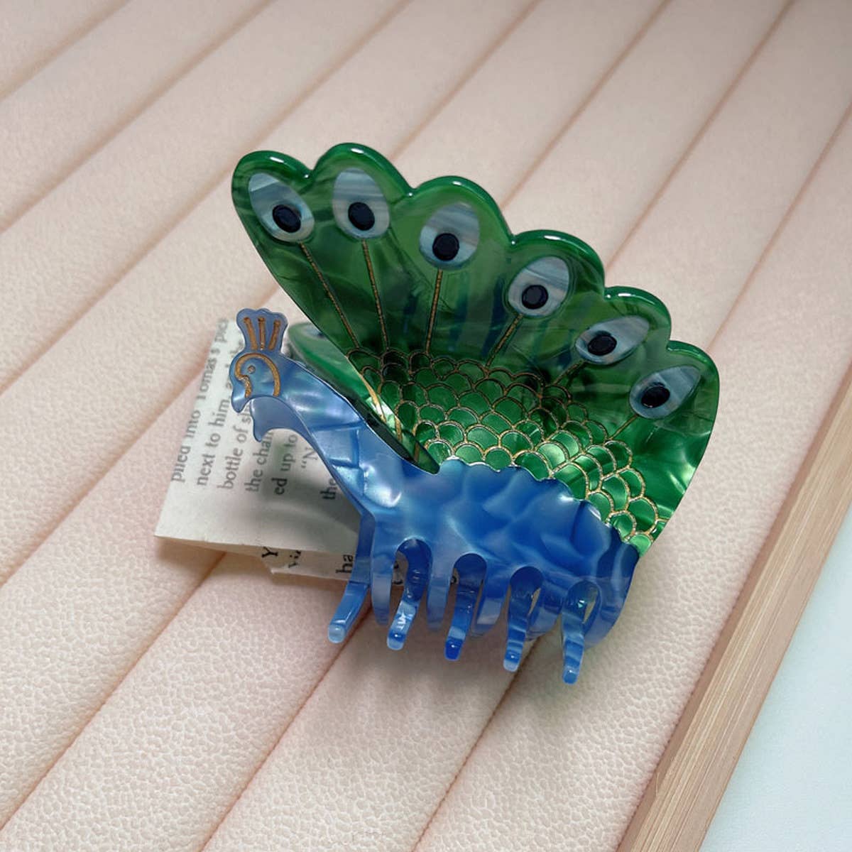 ANIMAL COLORFUL PARROT BIRD HAIR CLIP_CWAHA1336