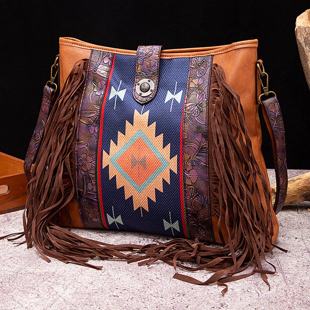 BOHEMIAN HAND-WOVEN FLOWING BEARD SHOULDER BAG_CWAB2579