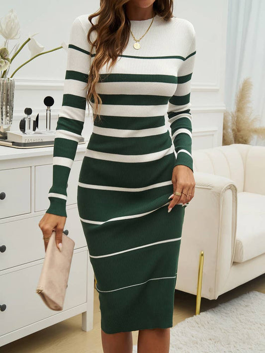 Elegant long-sleeved, hip-hugging sweater dress