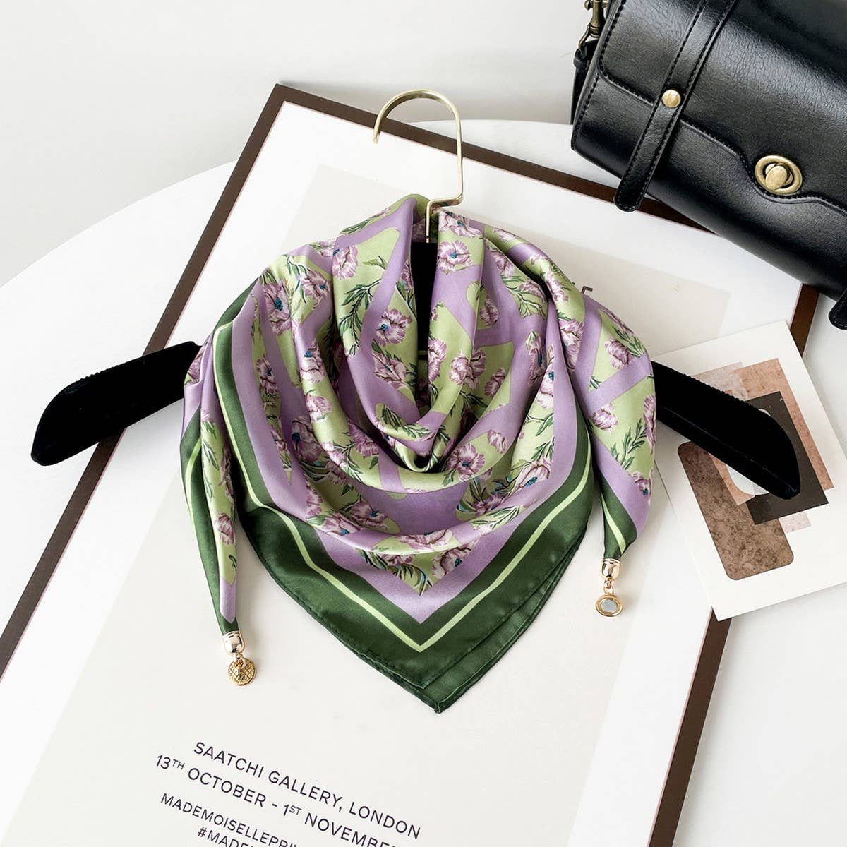 Magnetic Print Triangle Scarf for  Spring Style