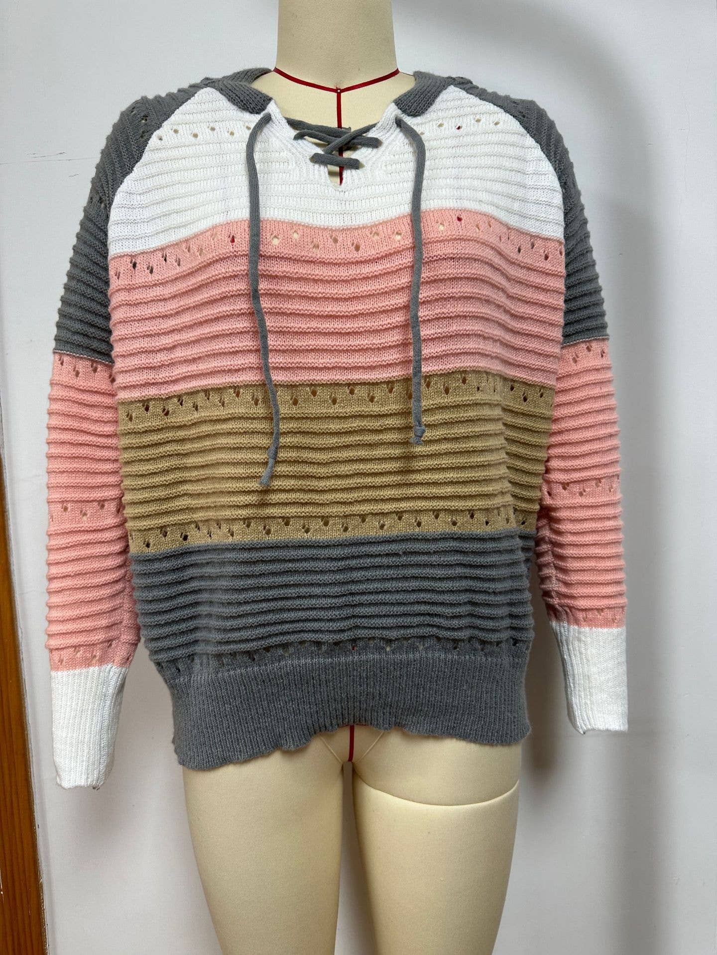 V-NECK STRIPED HOODED KNIT JUMPER