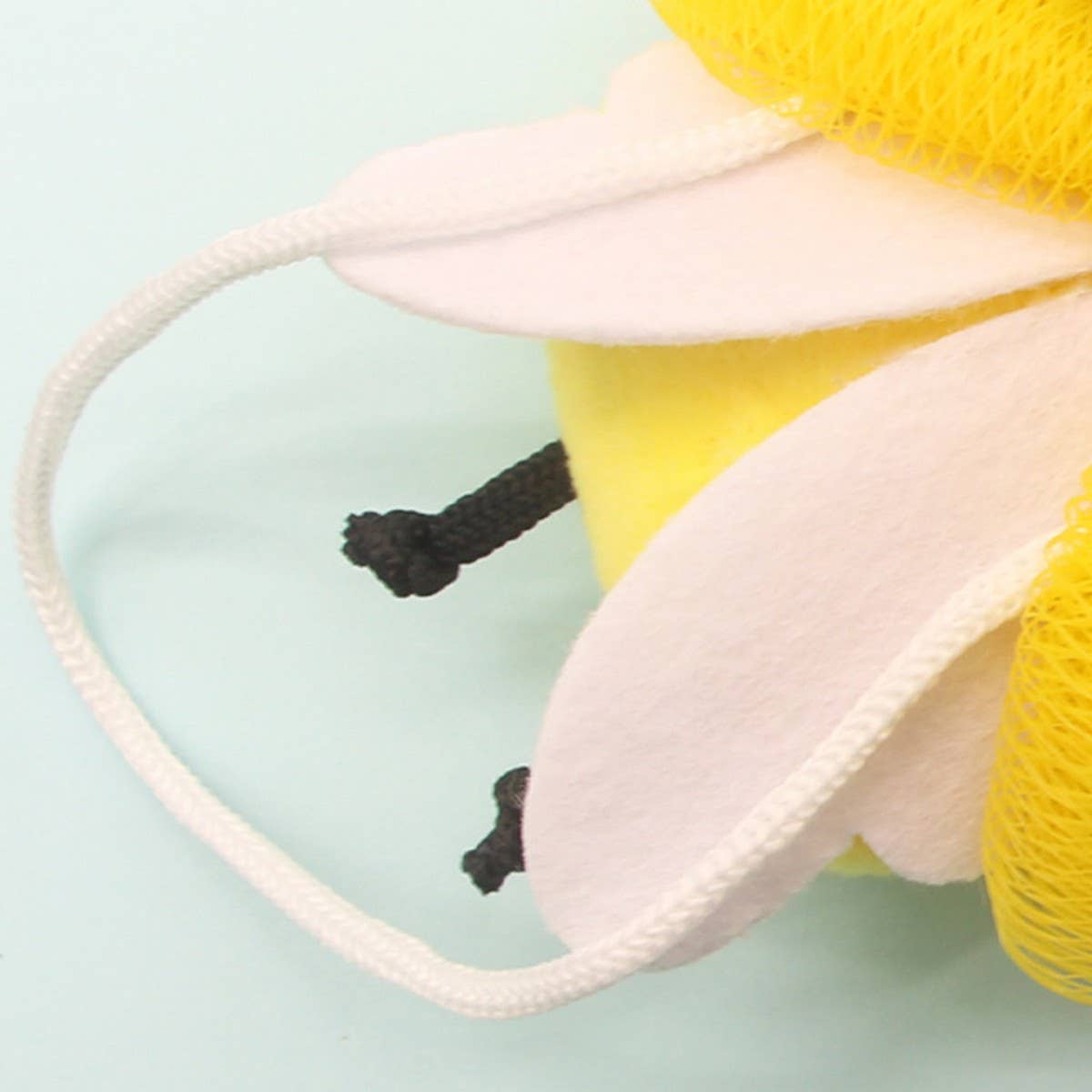 CWMM9146_CARTOON LITTLE BEE BATHING BUBBLE BATH BALL