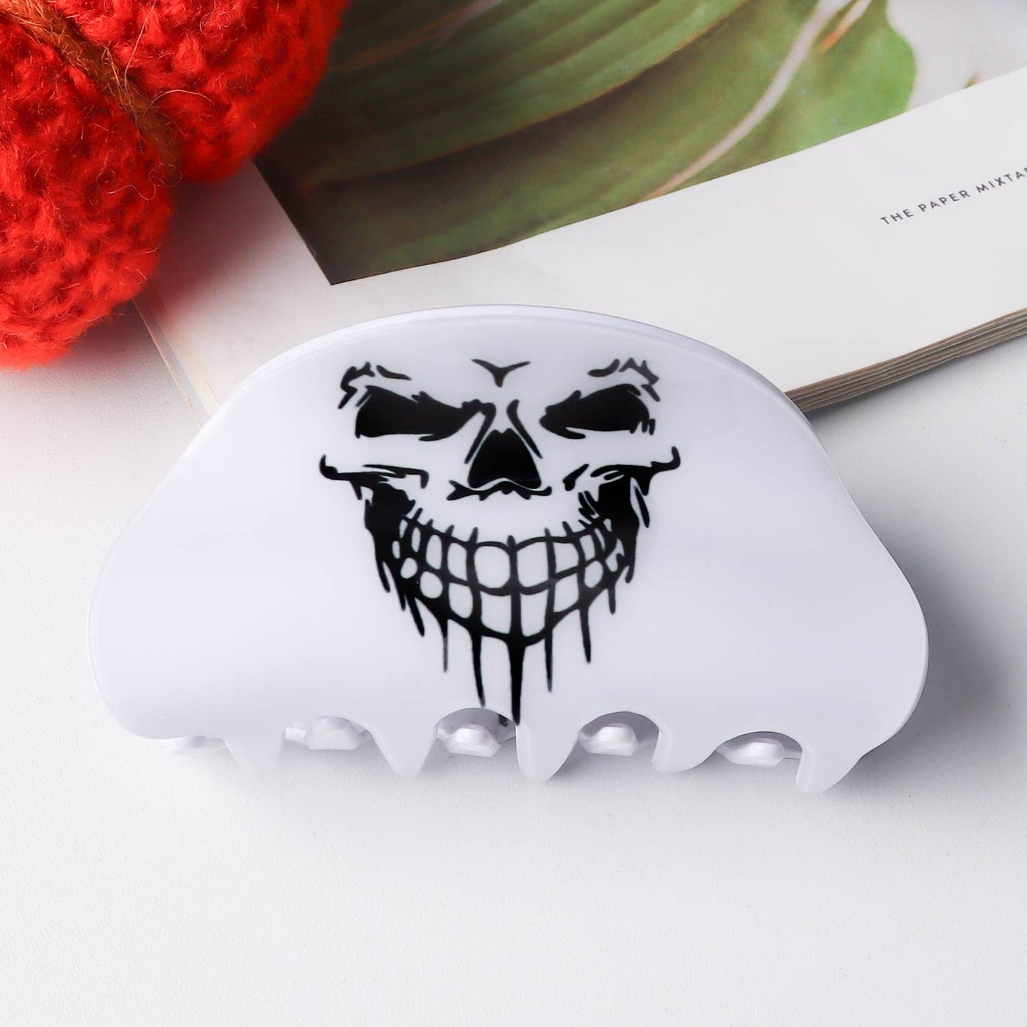 PUMPKIN GRIMACE HALLOWEEN GRAB BOBBY PINS