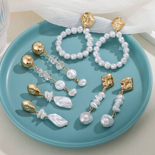 NEW AUTUMN FASHION TEMPERAMENT PEARL EARRINGS