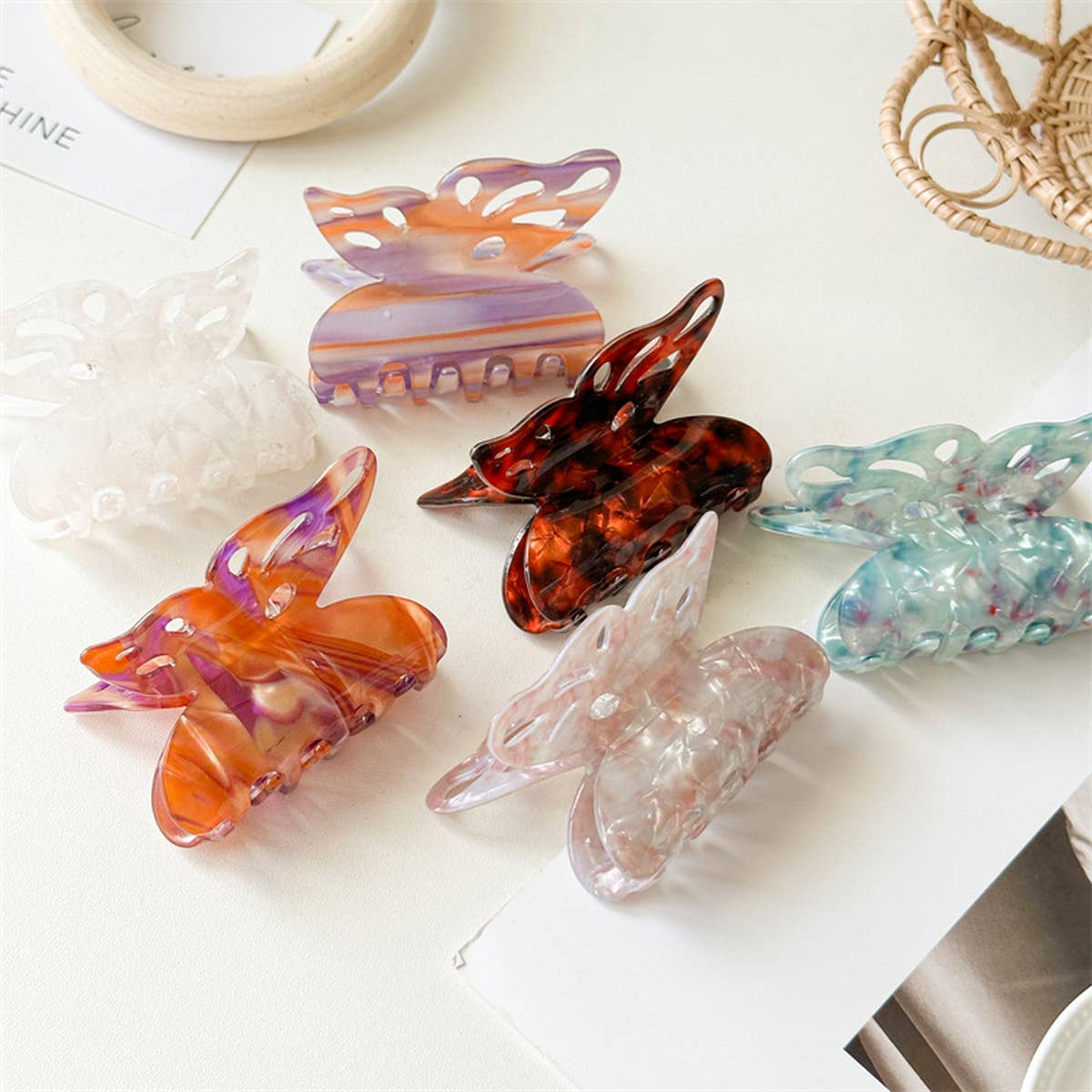 New Large Hollow Butterfly Hair Claw Women's Clip_CWAHA1028