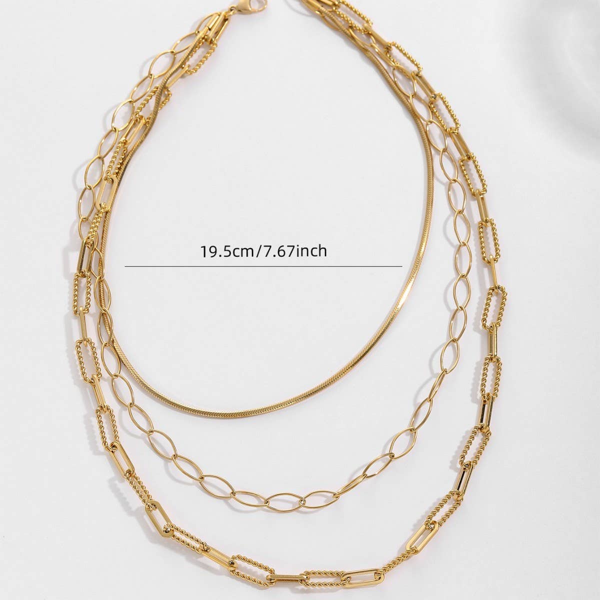 PAPERCLIP SNAKE BONE ROUND MULTI-LAYERED NECKLACE_CWMM3690