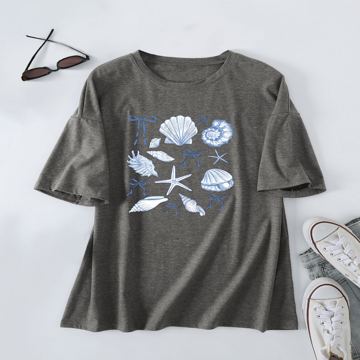 Cute Bow Print T-Shirt for Women, Shell Neckline