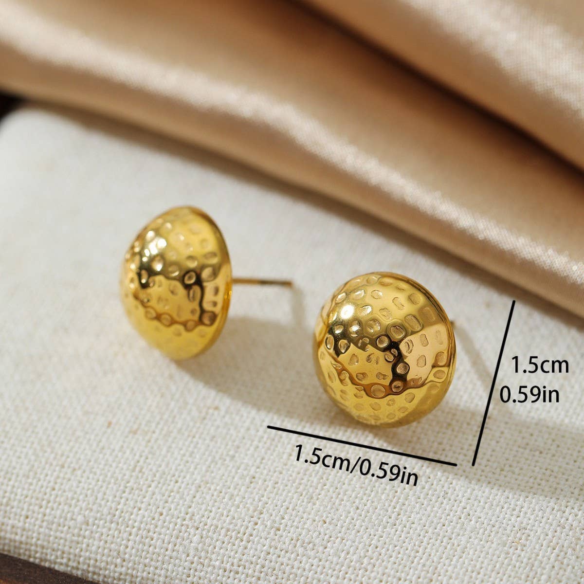 STAINLESS STEEL 18K GOLD GEOMETRIC EARRINGS_CWMM3611