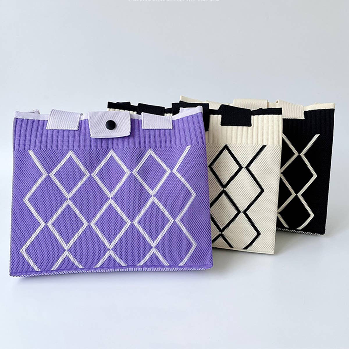 LINEAR DIAMOND KNITTED SHOULDER BAG HANDBAG_CWAB1521