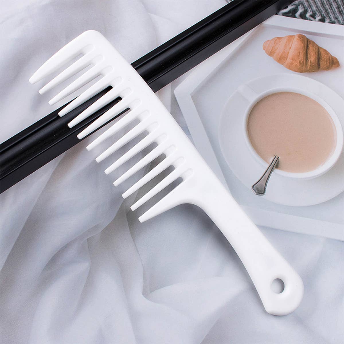 LARGE-TOOTH SHAMPOOING COMB FOR CURLY HAIR_CWMM0899