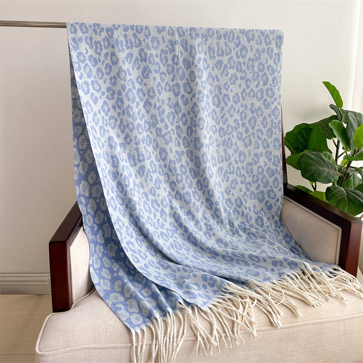 Stylish Leopard Tassel Scarf Women??¢s Winter_CWASC2758