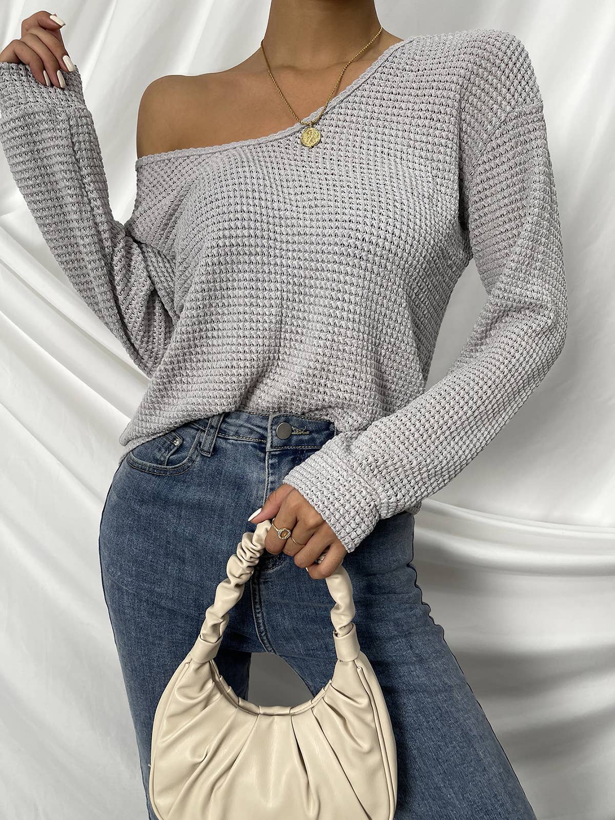 V-NECK HOLLOW SOLID COLOR KNITTED LONG SLEEVE TOP