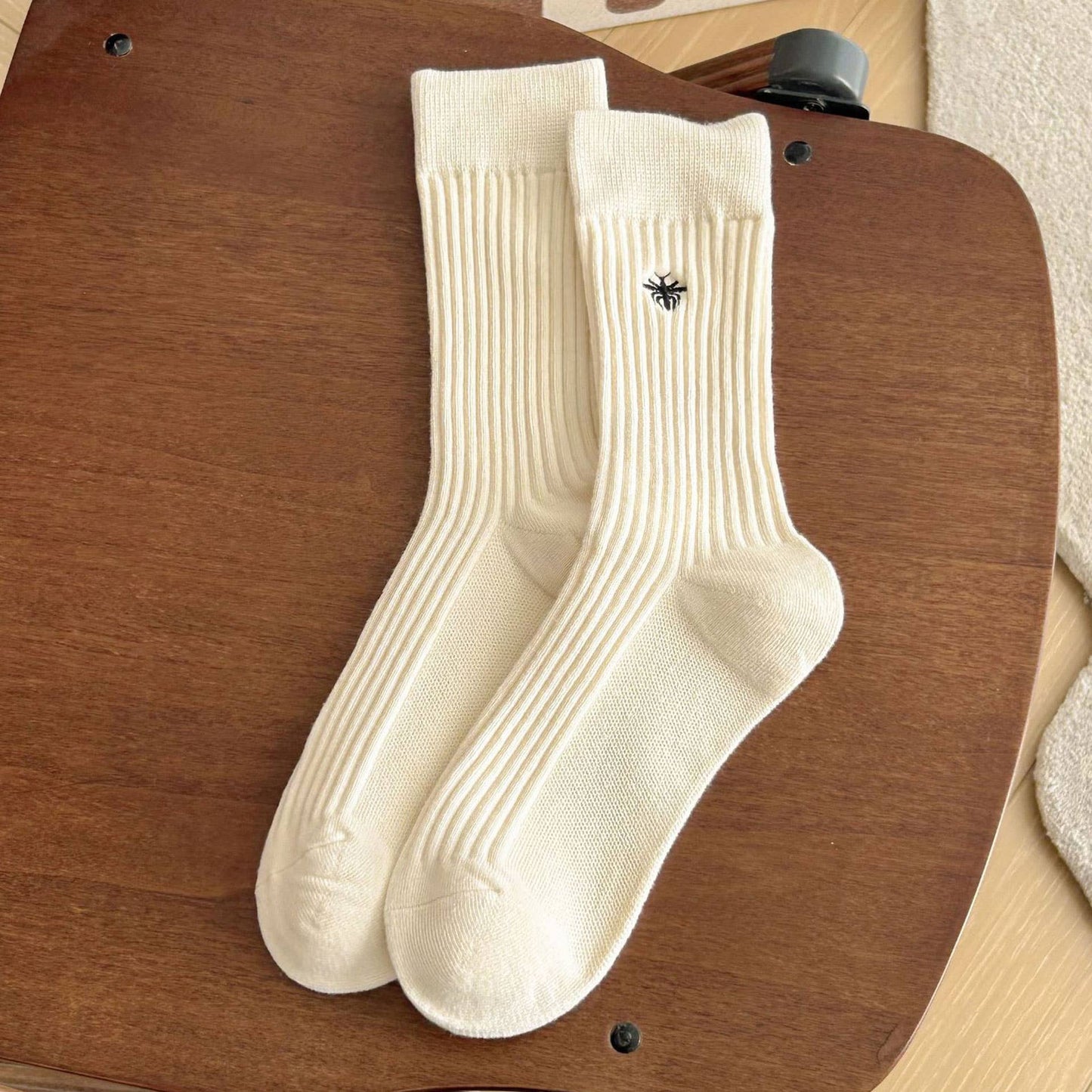 Leisure Bee Embroidery Crew Socks For Women