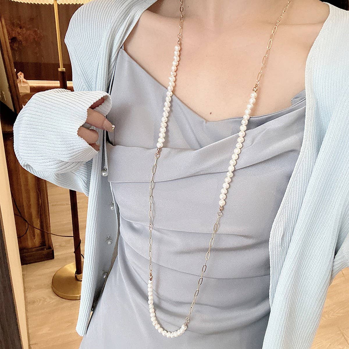 WOMEN'S ELEGANT AND HIGH-END LONG NECKLACE