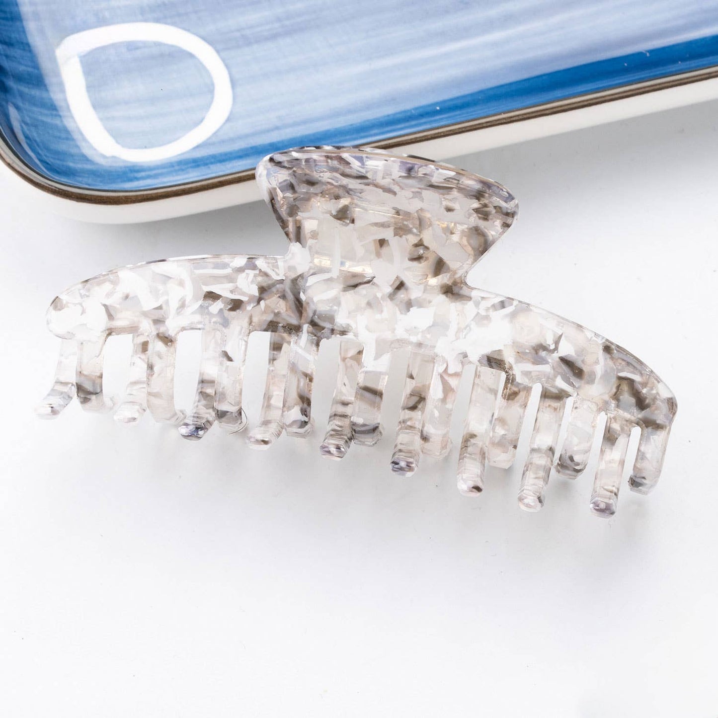 Shark Hair Claw for Women - Updo & Daily Styling_CWAHA0324