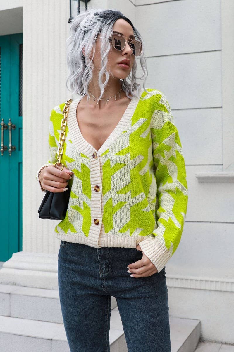 CWOCAL1192_HOUNDSTOOTH BUTTON LOOSE KNIT CARDIGAN